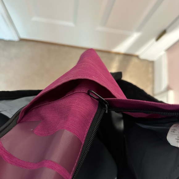 Nike Backpack - Picture 3 of 6